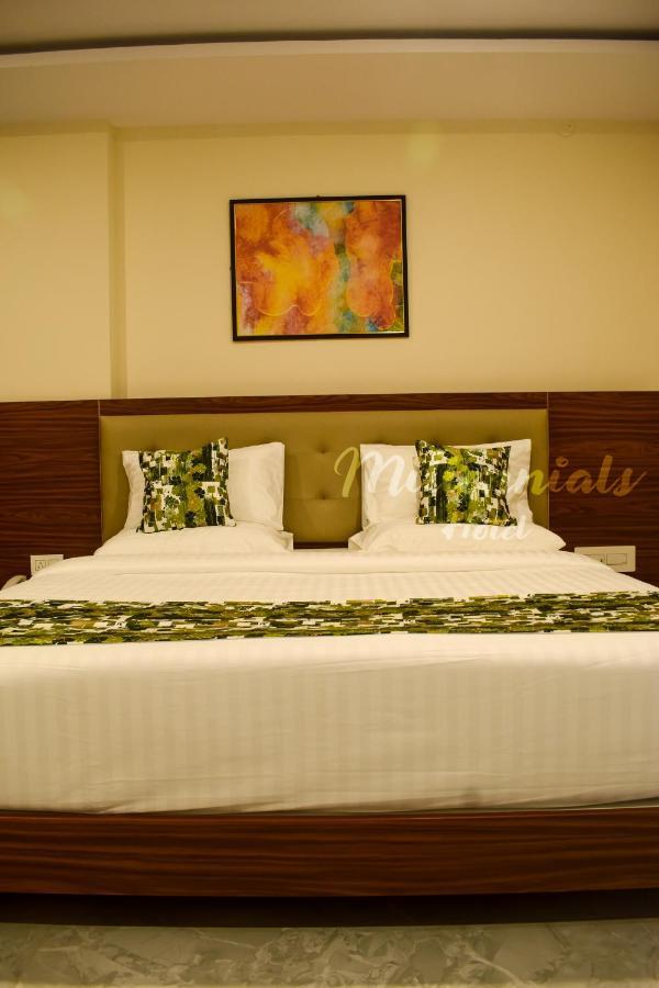 Millennials Hotel Anekal Exterior foto