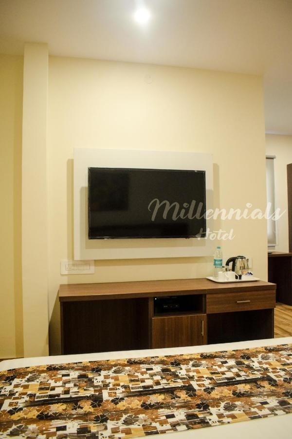 Millennials Hotel Anekal Exterior foto